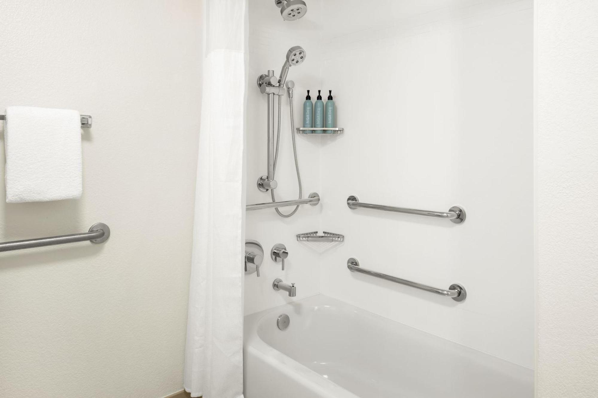 Residence Inn Tampa Westshore Airport Экстерьер фото