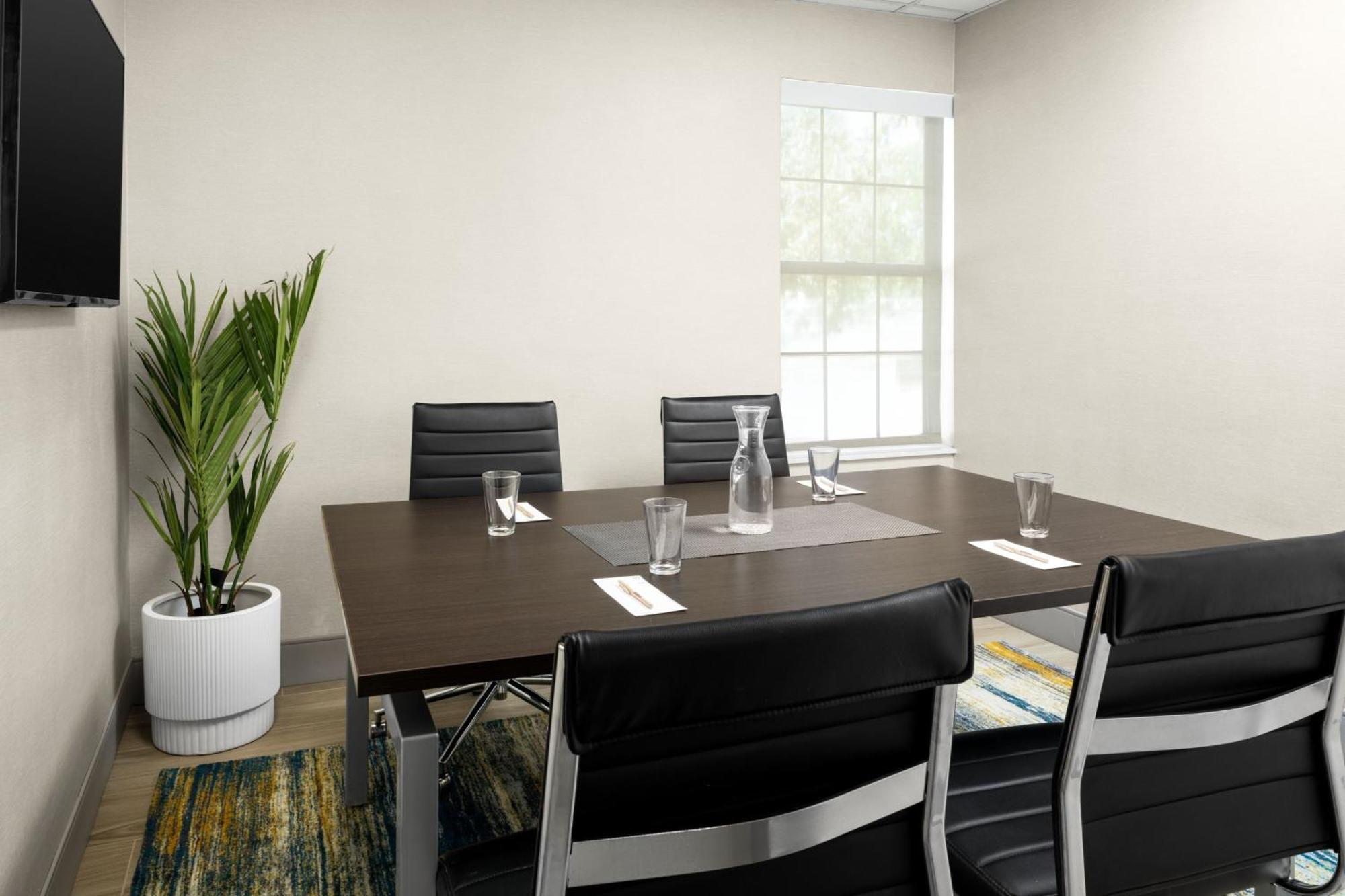 Residence Inn Tampa Westshore Airport Экстерьер фото