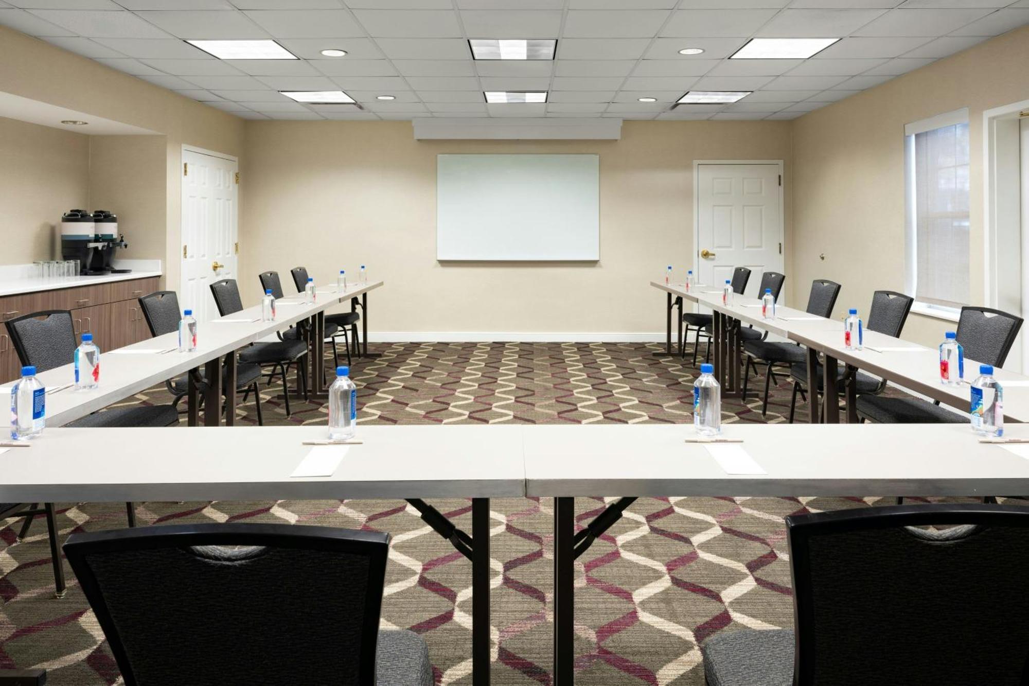 Residence Inn Tampa Westshore Airport Экстерьер фото