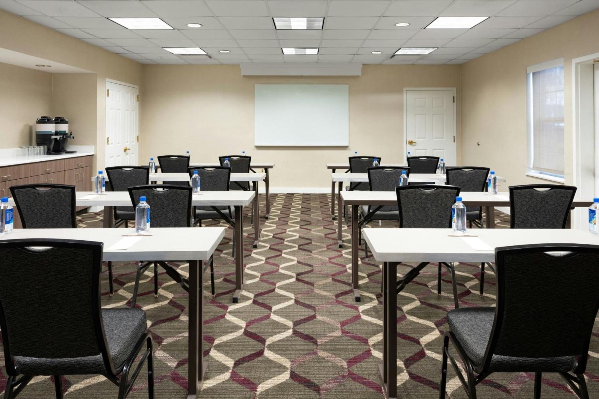 Residence Inn Tampa Westshore Airport Экстерьер фото
