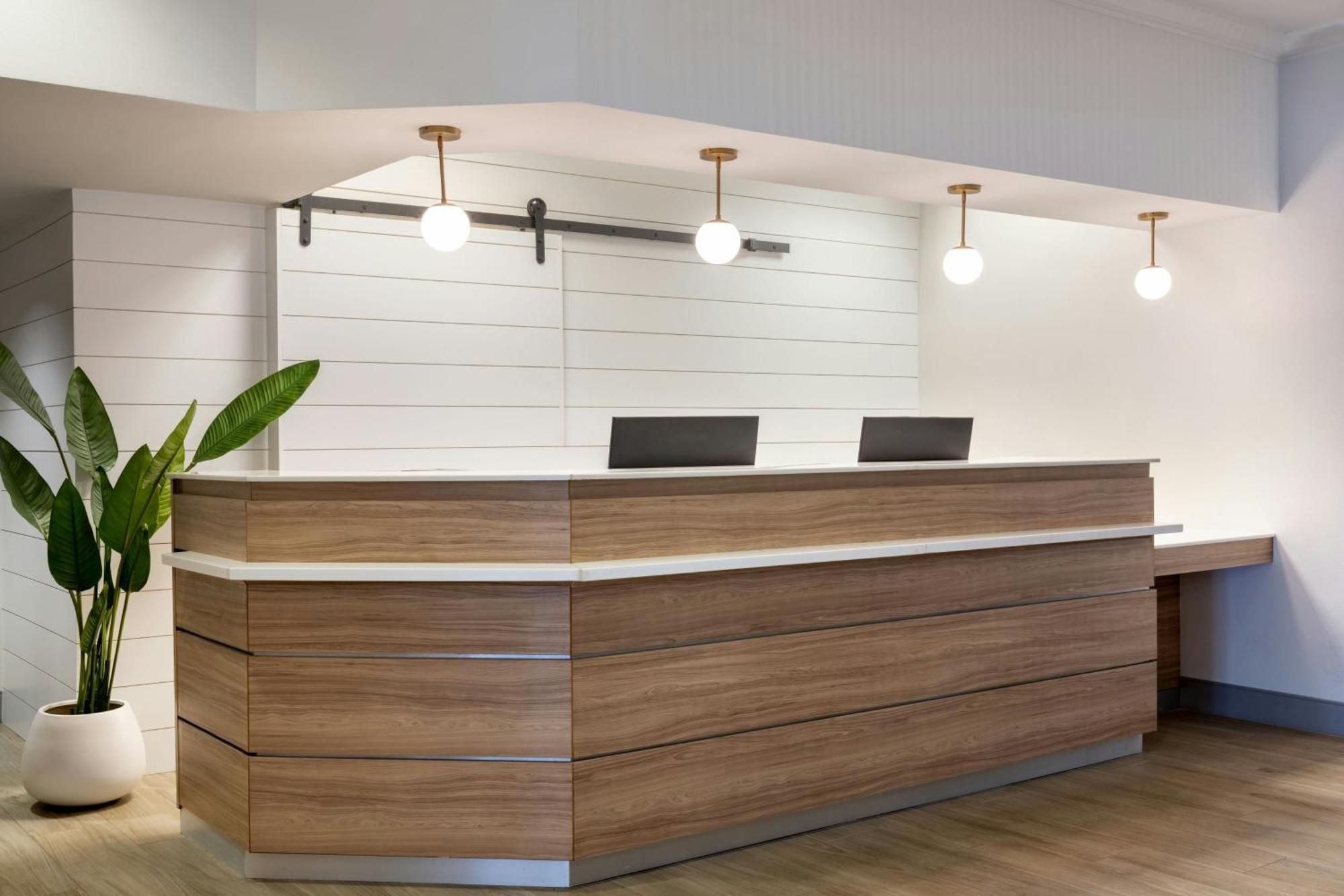 Residence Inn Tampa Westshore Airport Экстерьер фото